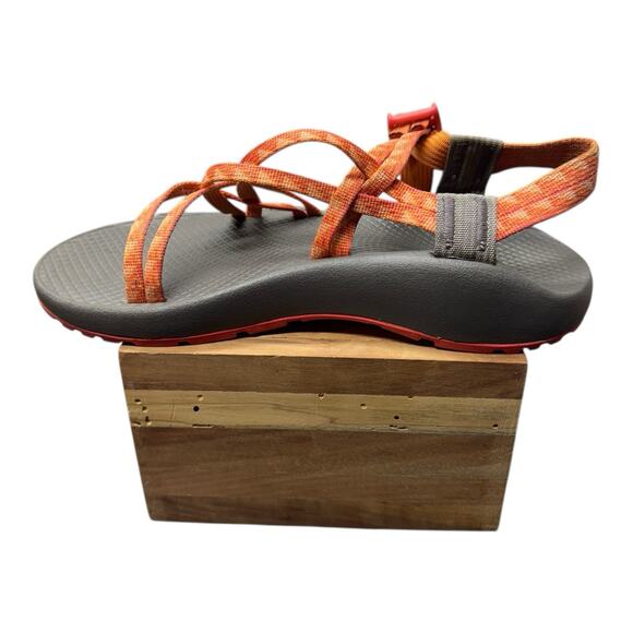 Chaco Z/Cloud X Hiking Swim Sandals Strappy Orange Gray Women's 8 Gorpcore - Picture 5 of 9